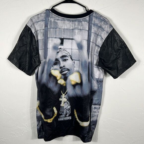 🔥🔥 Bootleg TUPAC 2-PAC Rap Music ALL OVER PRINT Tee Men Sz LARGE  - EUC - Picture 4 of 5